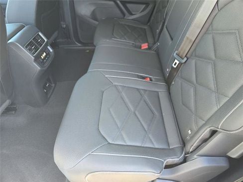 New 2026 Volkswagen Atlas SE FWD image 15