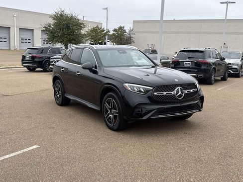 Certified 2026 Mercedes-Benz GLC 300 image 8