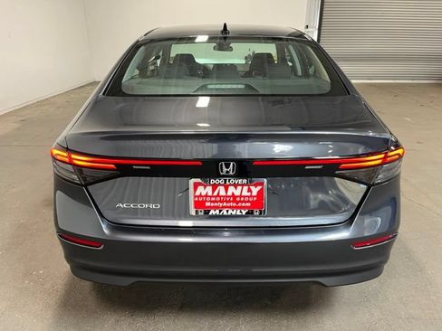 Used 2025 Honda Accord SE image 4