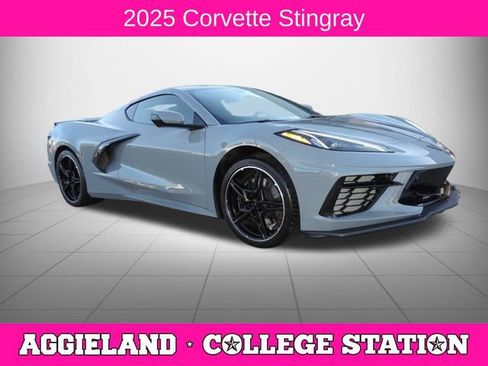 Used 2025 Chevrolet Corvette Stingray Preferred Cpe w/ Z51 Performance Package image 1