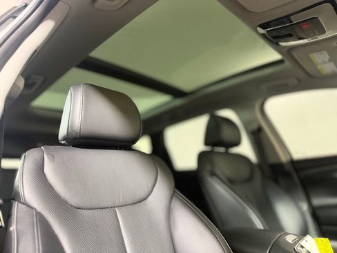 Used 2023 Hyundai Santa Fe Limited image 12