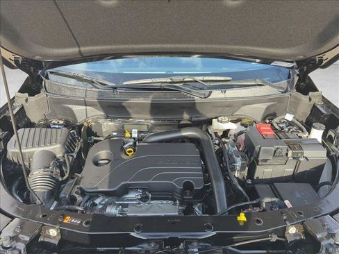 New 2026 Chevrolet Equinox LT w/ LPO, Floor Liner Package image 17