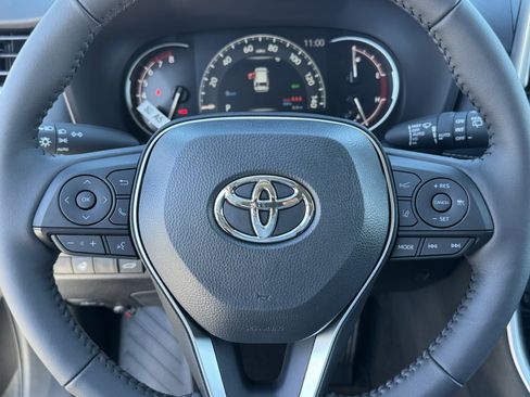 New 2025 Toyota RAV4 XLE image 21