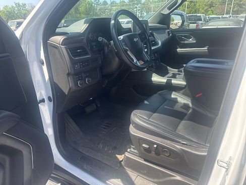 Certified 2023 Chevrolet Suburban LS image 9