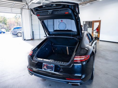 Used 2019 Porsche Panamera image 62