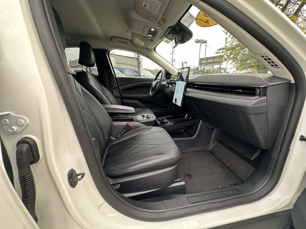 Used 2024 Ford Mustang Mach-E Select w/ Comfort Package Lite RWD image 26