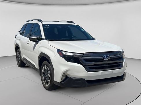 Used 2025 Subaru Forester Premium w/ Protection Package AWD/4WD image 8