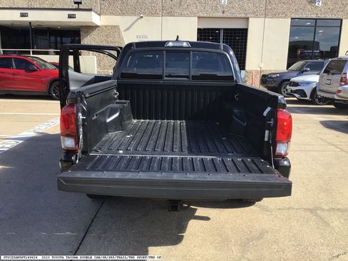Used 2023 Toyota Tacoma SR image 14