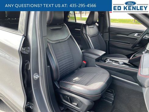 Used 2025 Ford Explorer ST-Line AWD/4WD image 28