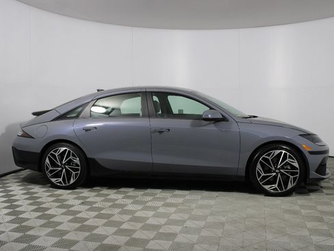 Used 2024 Hyundai Ioniq 6 SEL RWD image 26