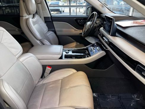 Used 2023 Lincoln Aviator Reserve w/ Equipment Group 201A image 53