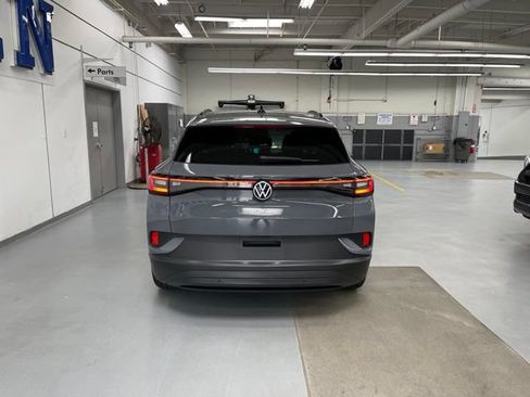 Certified 2023 Volkswagen ID.4 Pro RWD image 3