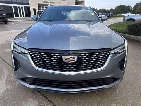 Used 2021 Cadillac CT4 Luxury image 2