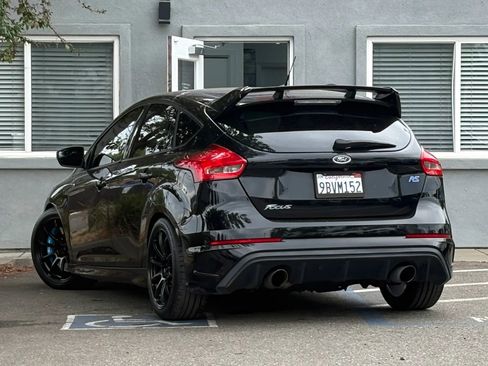 Used 2017 Ford Focus RS AWD/4WD image 7