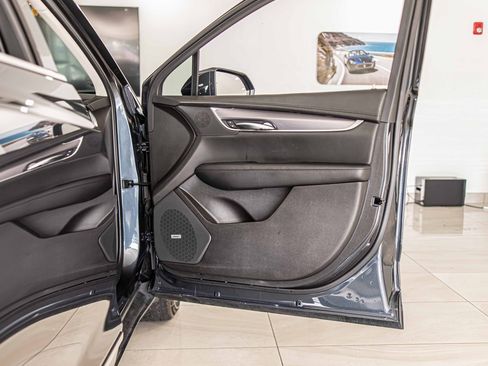 Used 2019 Cadillac XT5 Luxury image 41
