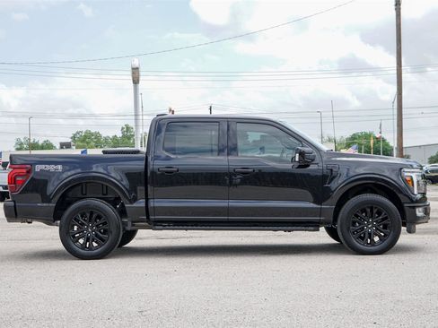 Used 2024 Ford F150 Lariat w/ FX4 Off-Road Package image 4