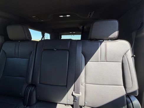 Used 2024 Chevrolet Suburban RST w/ Luxury Package AWD/4WD image 12