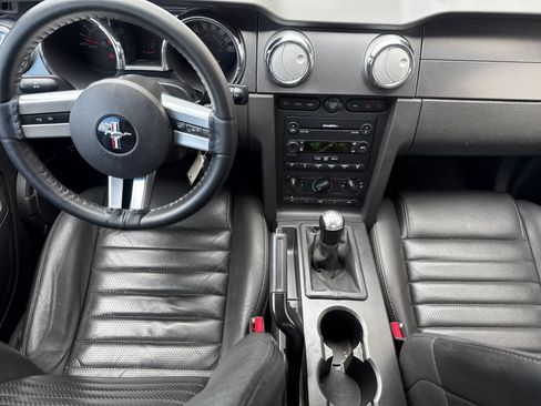 Used 2007 Ford Mustang GT RWD image 3