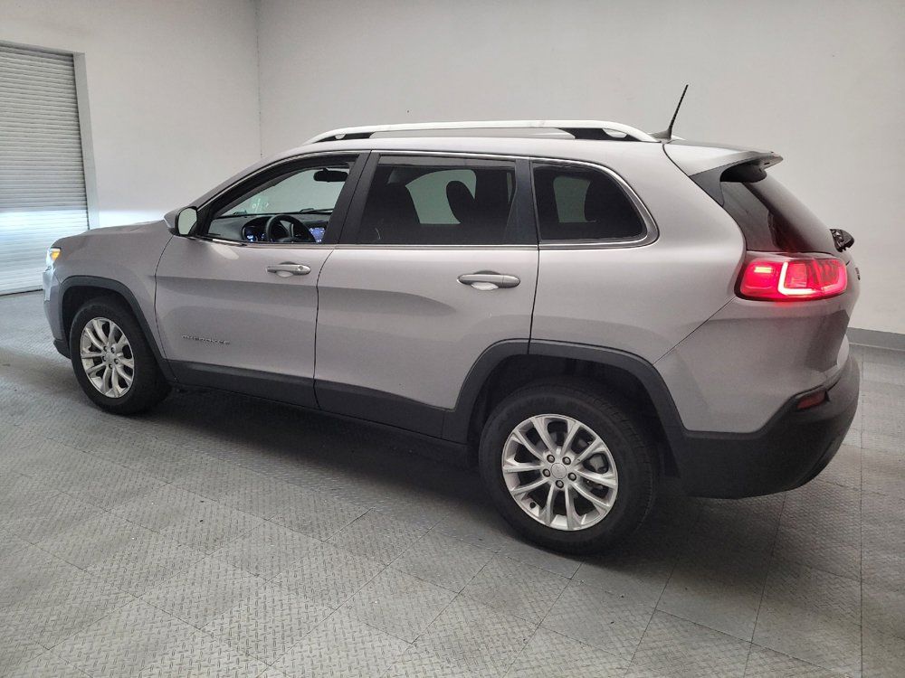 Used 2019 Jeep Cherokee Latitude w/ Popular Appearance Group FWD image 3
