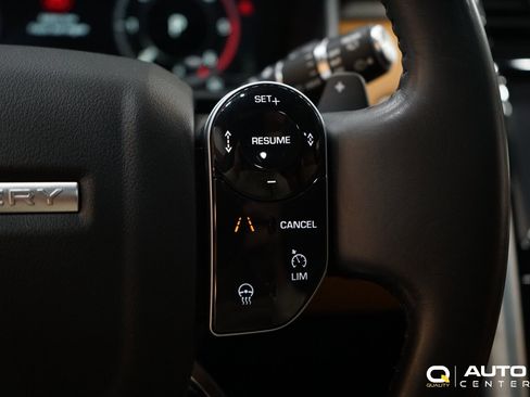 Used 2020 Land Rover Discovery HSE Luxury image 22