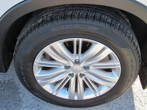 Used 2024 Mitsubishi Outlander ES image 8