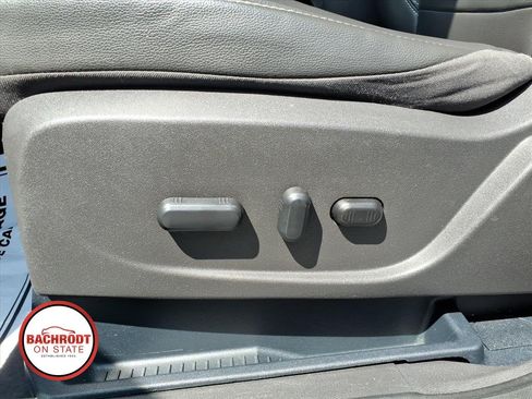 Used 2017 Ford Escape Titanium w/ Equipment Group 301A FWD image 25