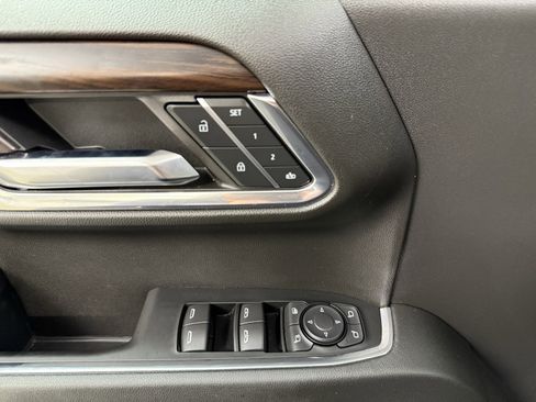 Used 2023 GMC Sierra 1500 SLT w/ SLT Premium Package image 15