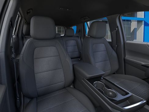 New 2025 Chevrolet Equinox LT w/ LPO, Floor Liner Package image 16