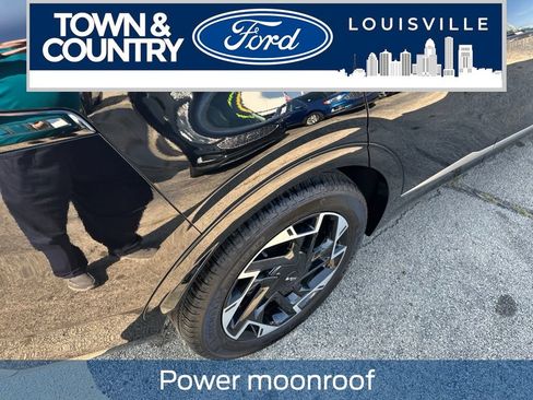 Used 2025 Kia Sportage SX FWD image 13