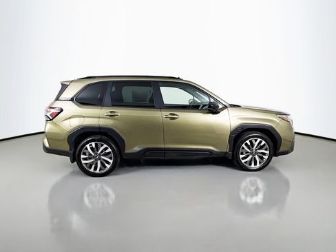 Used 2025 Subaru Forester Touring image 8