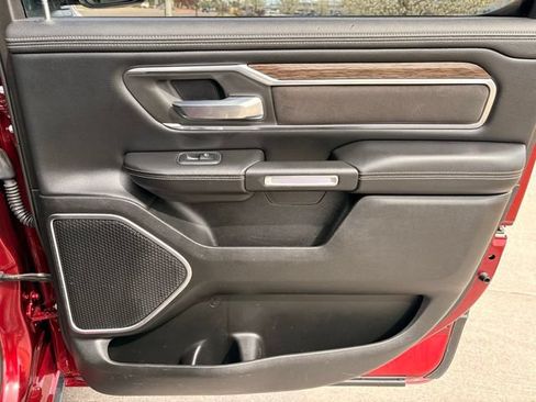 Used 2020 RAM 1500 Laramie AWD/4WD image 33