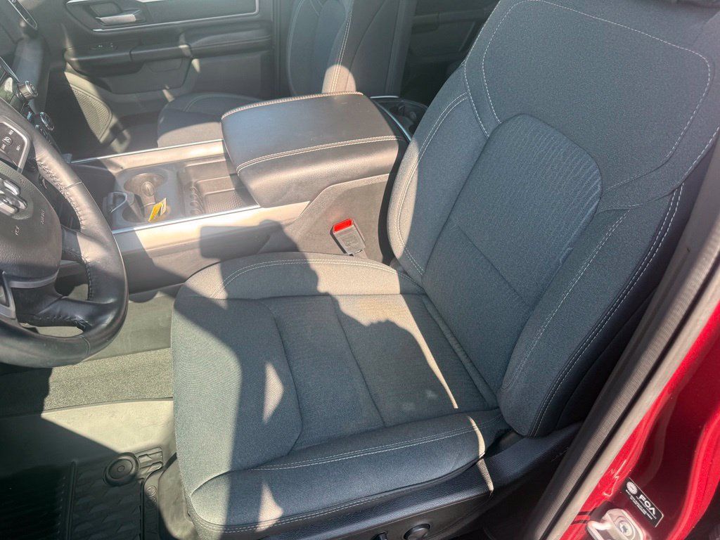 Used 2023 RAM 1500 Big Horn AWD/4WD image 16