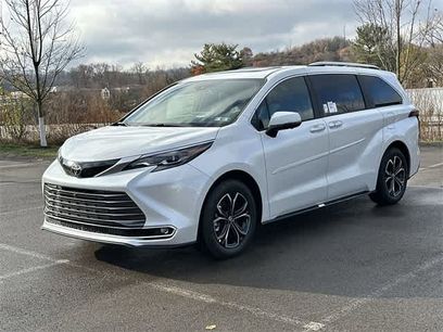 New 2026 Toyota Sienna Platinum