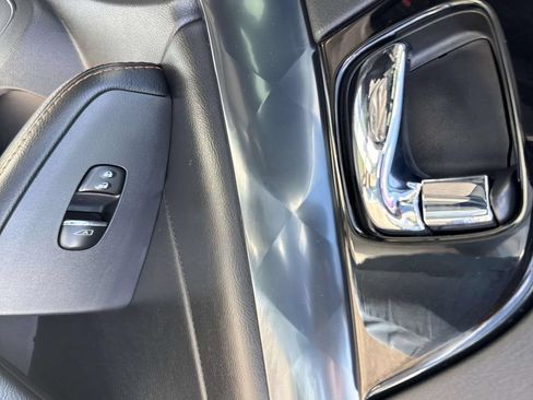 Used 2023 Nissan Maxima SR w/ Sport Mat Group FWD image 23