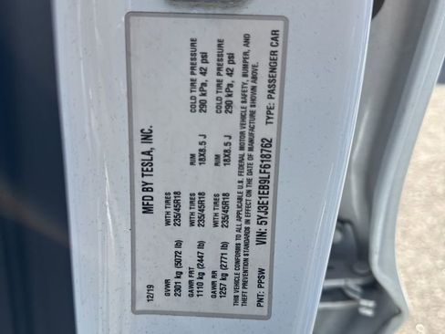 Used 2020 Tesla Model 3 Long Range image 34