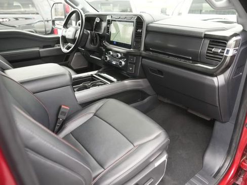 Used 2023 Ford F350 Lariat image 17