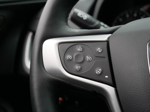 Used 2024 GMC Terrain SLT w/ Infotainment Package II image 28