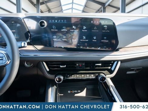 New 2026 Chevrolet Suburban Z71 w/ Comfort Package image 8