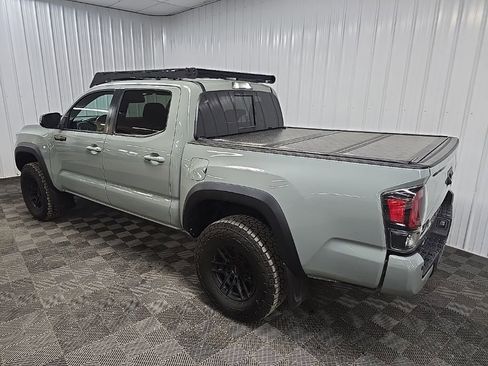 Used 2021 Toyota Tacoma TRD Pro AWD/4WD image 9