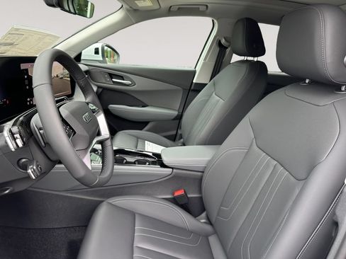 New 2026 Audi Q3 quattro 2.0T AWD/4WD image 9