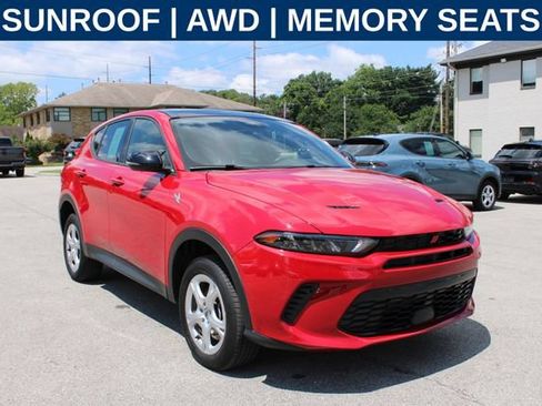 Used 2025 Dodge Hornet GT w/ GT Plus Package AWD/4WD image 2