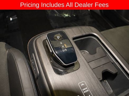 Certified 2023 Nissan Ariya FWD image 15