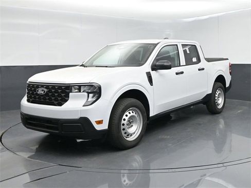 New 2026 Ford Maverick XL image 4
