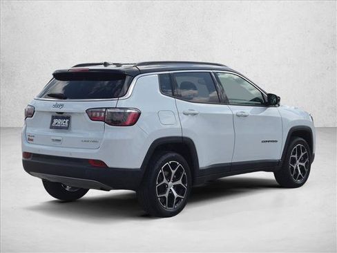 Used 2024 Jeep Compass Limited AWD/4WD image 5