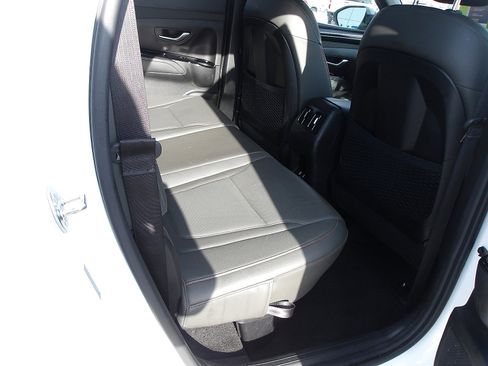 Certified 2024 Hyundai Santa Cruz Limited image 10