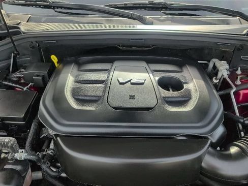 Used 2019 Jeep Grand Cherokee Altitude AWD/4WD image 44