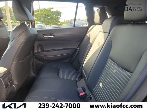 Used 2024 Toyota Corolla Cross AWD Hybrid w/ Convenience Package image 10