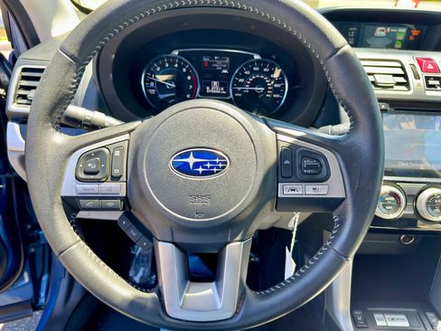 Used 2018 Subaru Forester 2.5i Limited AWD/4WD image 11