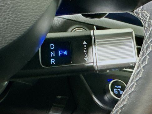 Used 2025 Hyundai Sonata SEL FWD image 24