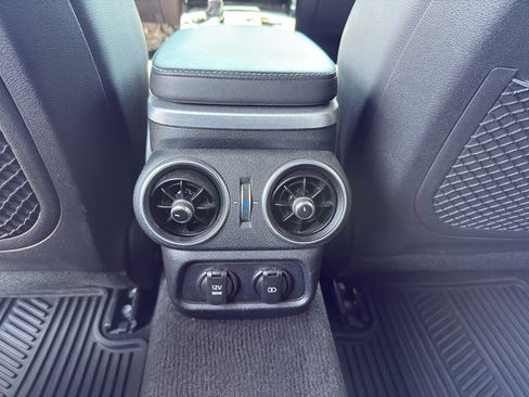 Used 2019 Kia Stinger GT AWD/4WD image 30